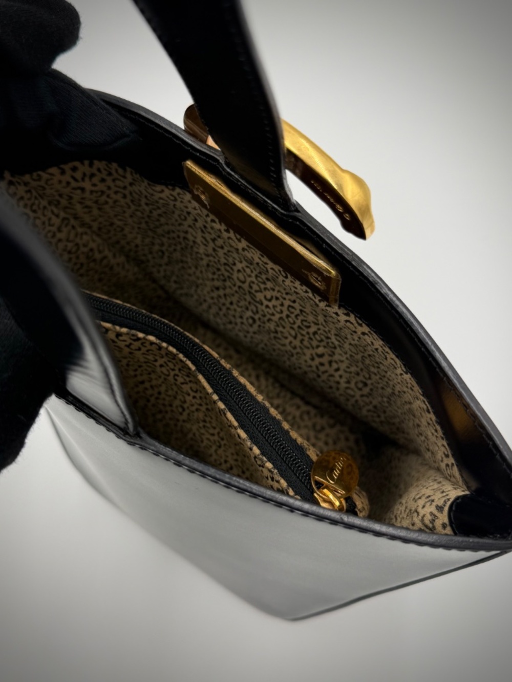 Cartier Panthère Bucket Bag — Black Calfskin - Picture 11 of 11